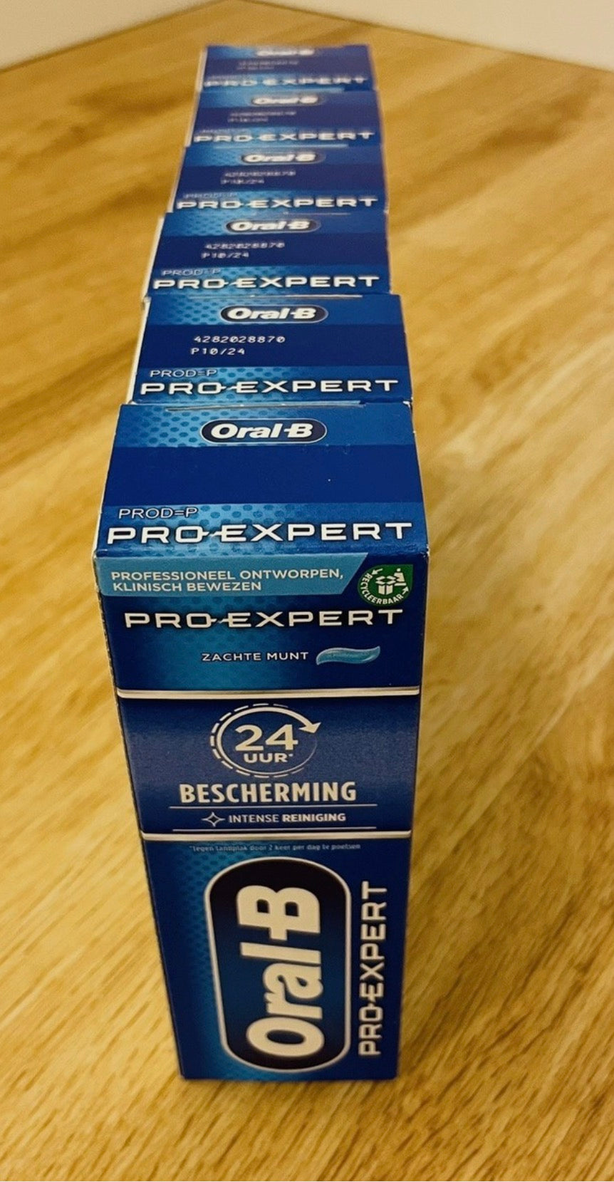 Oral-B Pro-Expert Zahnpasta 24h Schutz & Intensive Reinigung – 6er Pack