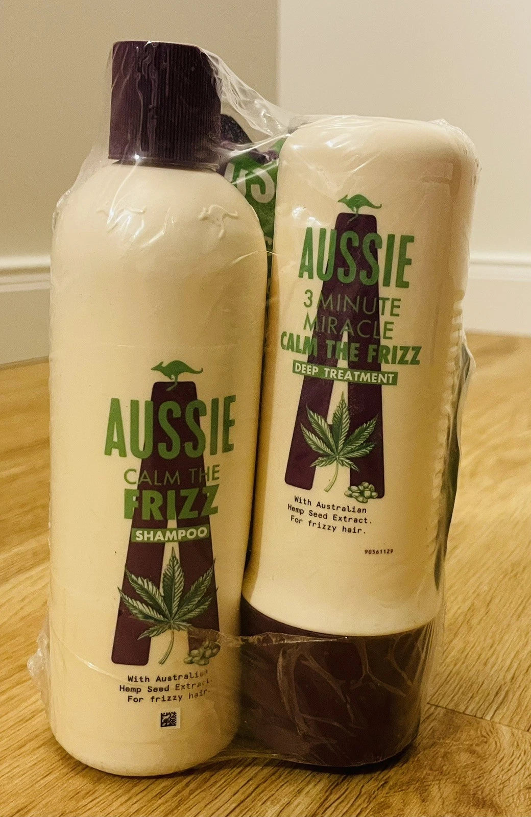 Aussie Calm the Frizz Set – Shampoo + 3 Minute Miracle | 2-teilig
