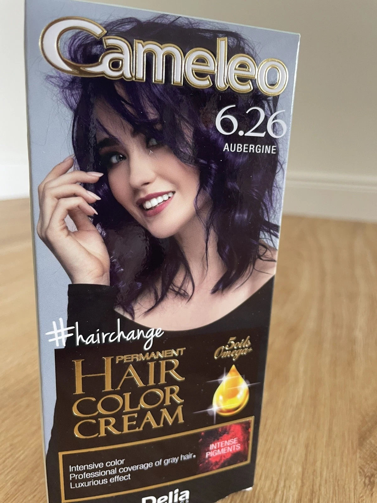 Delia Cameleo Permanent Haarfarbe 6.26 Aubergine